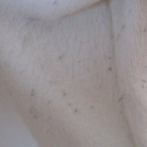 Cute & Sexy Off the Shoulder Heart Sweater XL or 1X - Picture 5 of 11